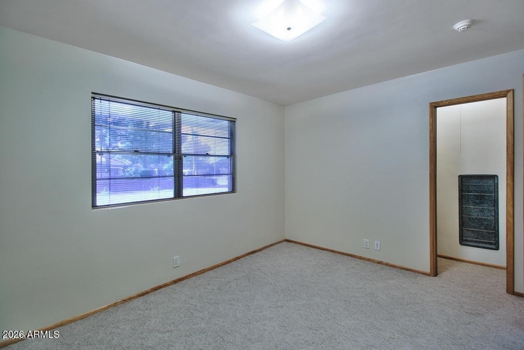375 S Buena Vista Avenue - Photo 16