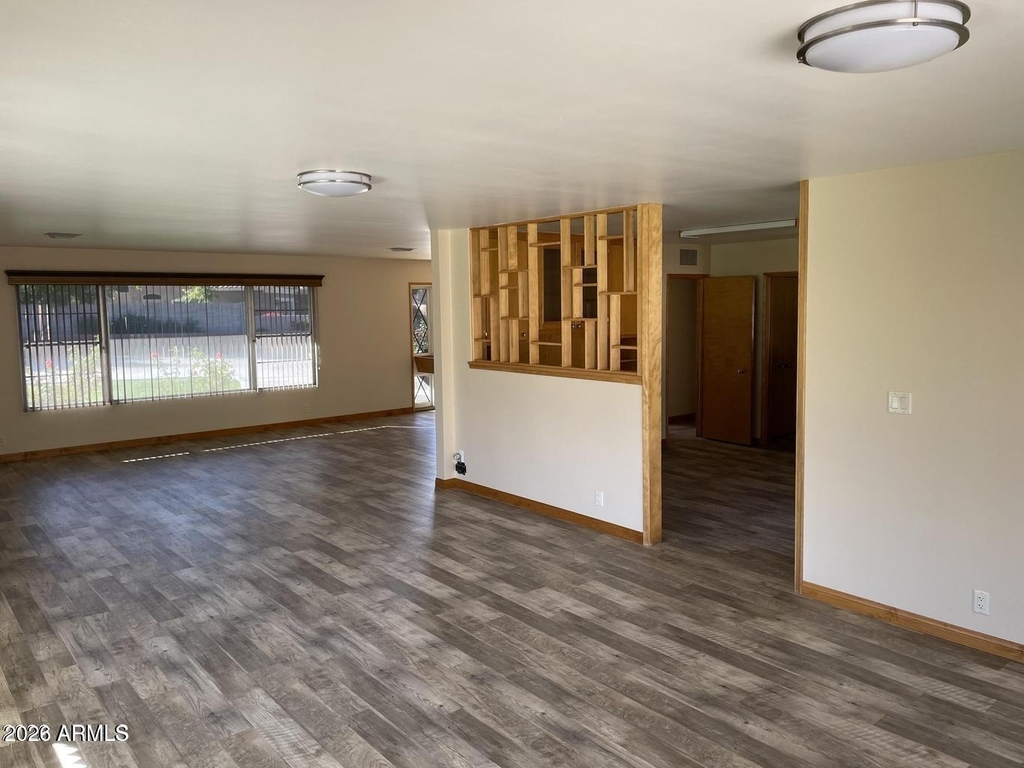 375 S Buena Vista Avenue - Photo 3