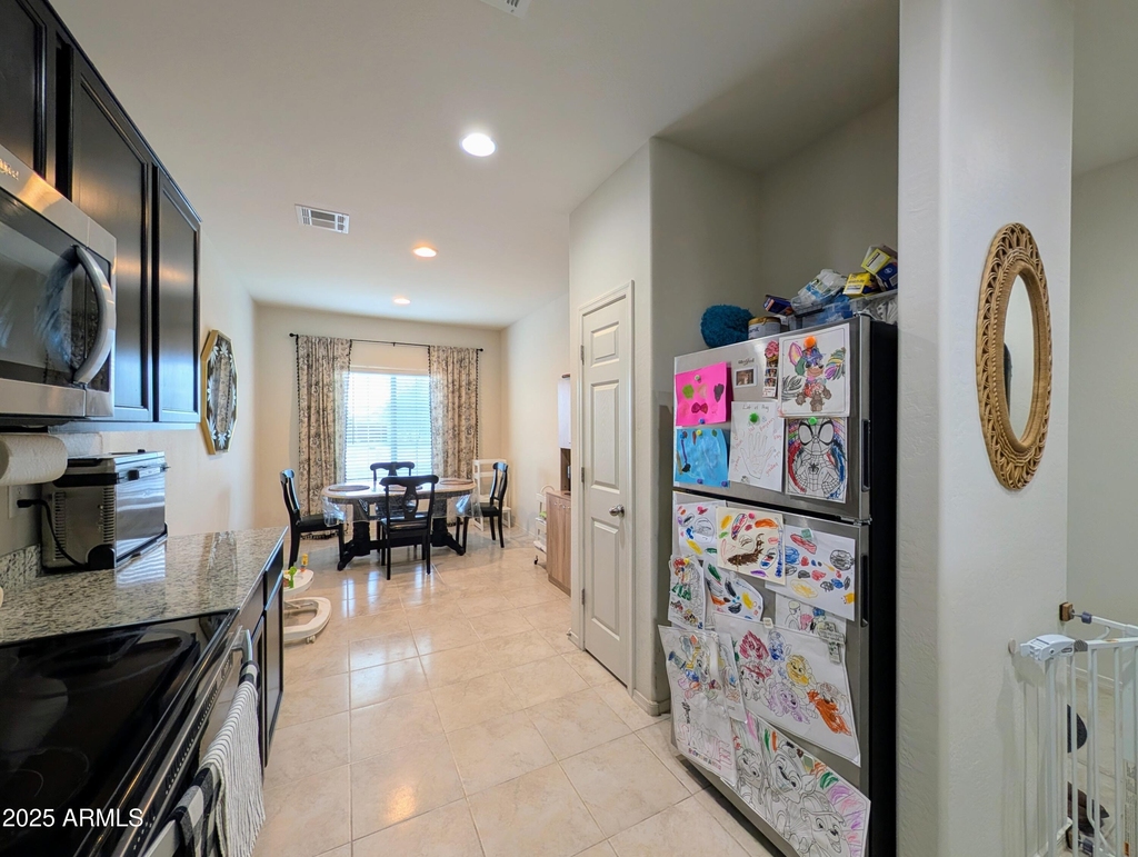 24458 W Verlea Drive - Photo 15