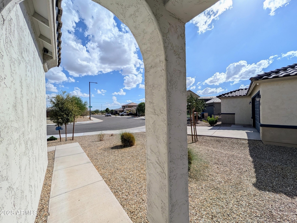 24458 W Verlea Drive - Photo 8