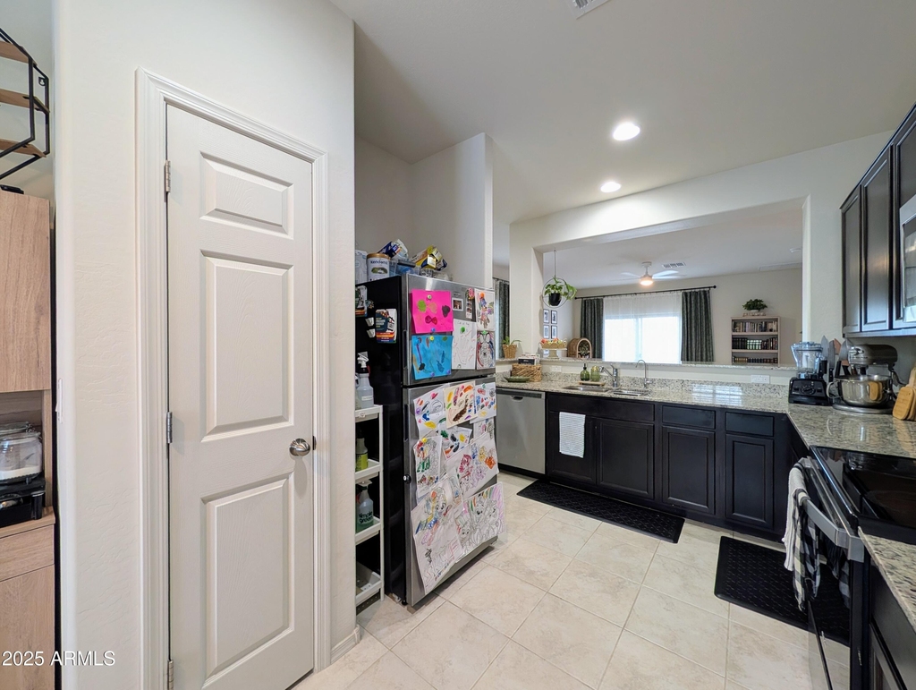 24458 W Verlea Drive - Photo 14