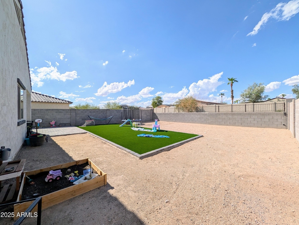 24458 W Verlea Drive - Photo 48