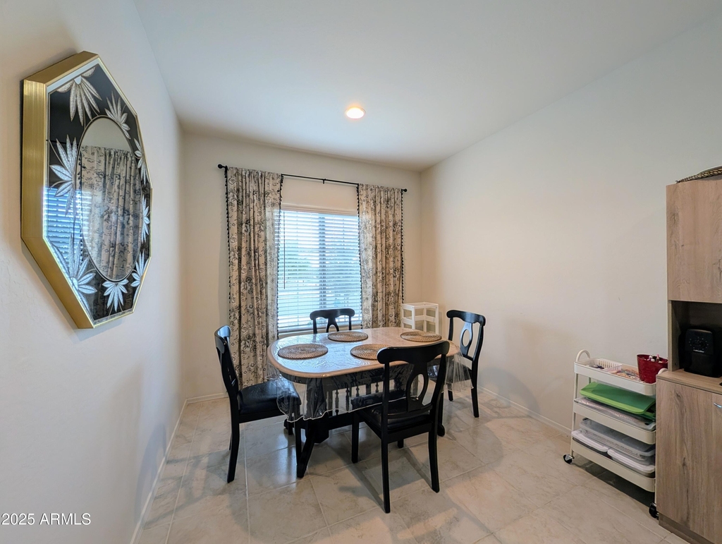 24458 W Verlea Drive - Photo 16