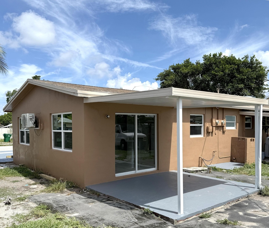 1920 Sw 44th Avenue - Photo 11