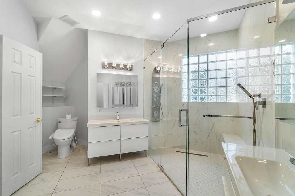 7087 Nw 78th Place - Photo 12