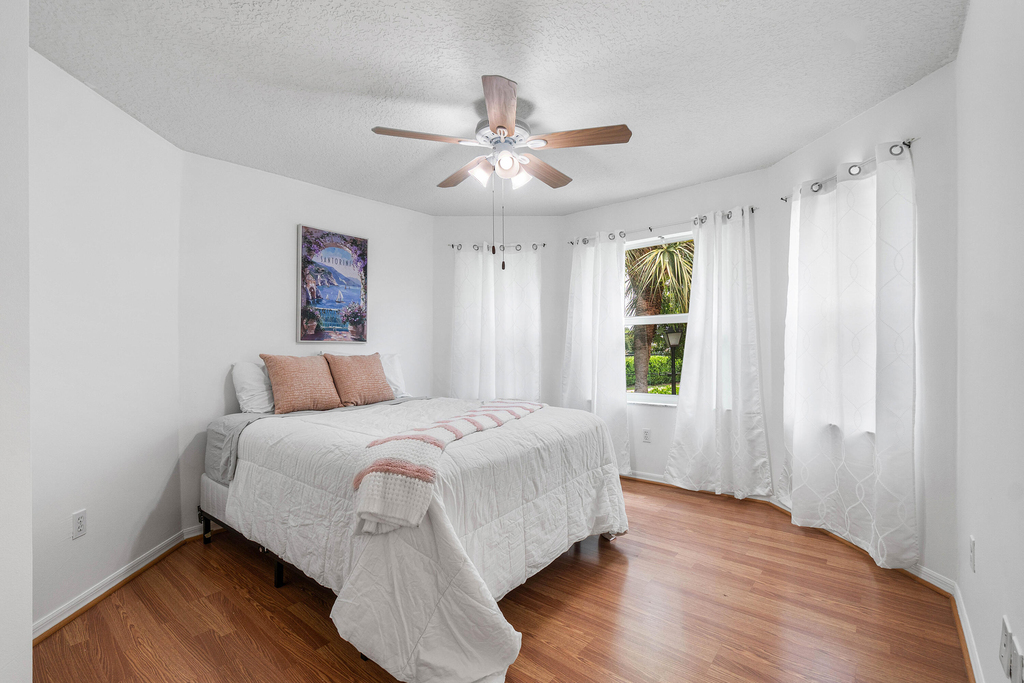 7087 Nw 78th Place - Photo 23