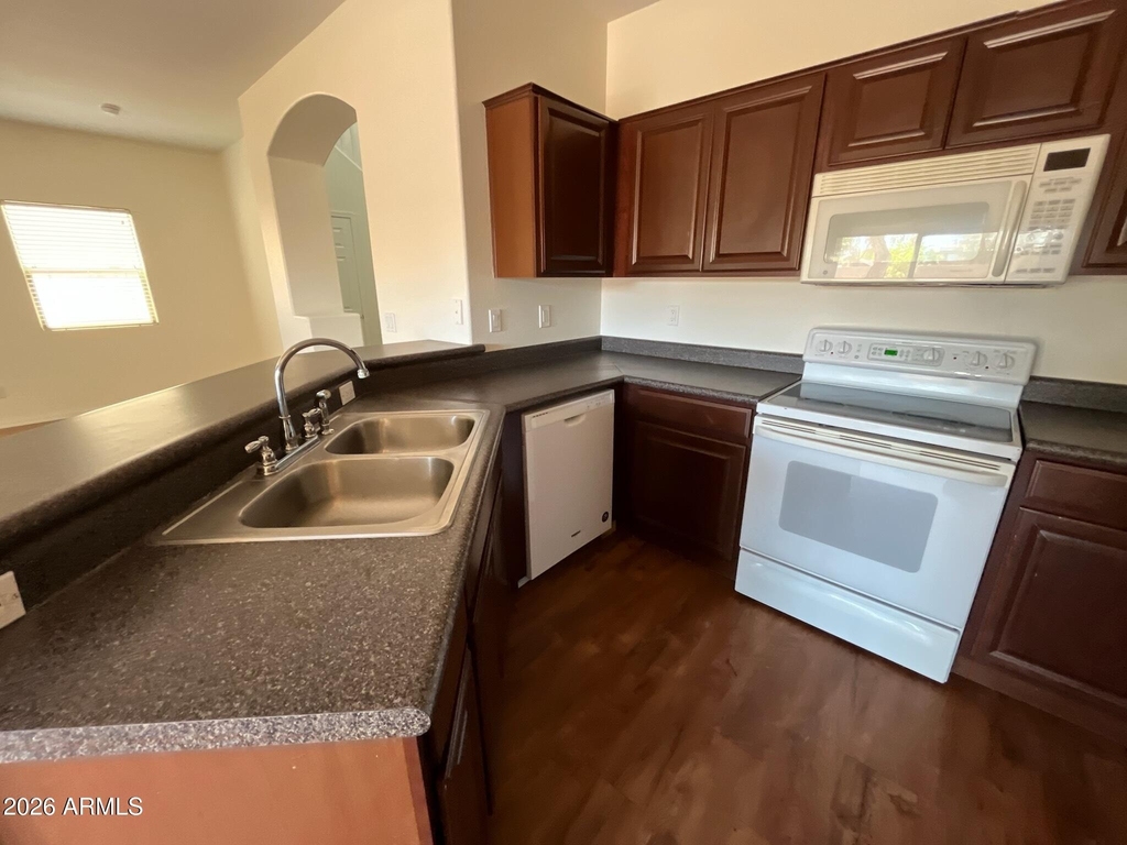 22257 N Gibson Drive - Photo 3