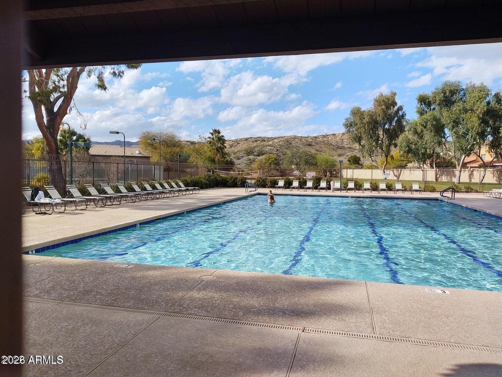 3236 E Chandler Boulevard - Photo 23