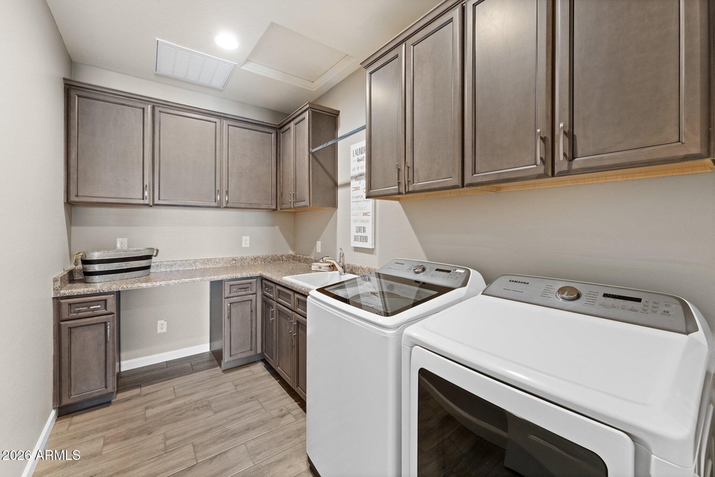 4002 Desert Moon Drive - Photo 20