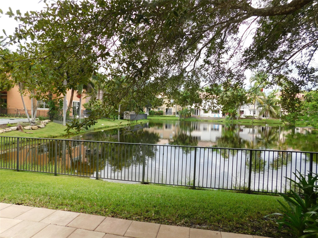 11751 Nw 1st Street - Photo 1