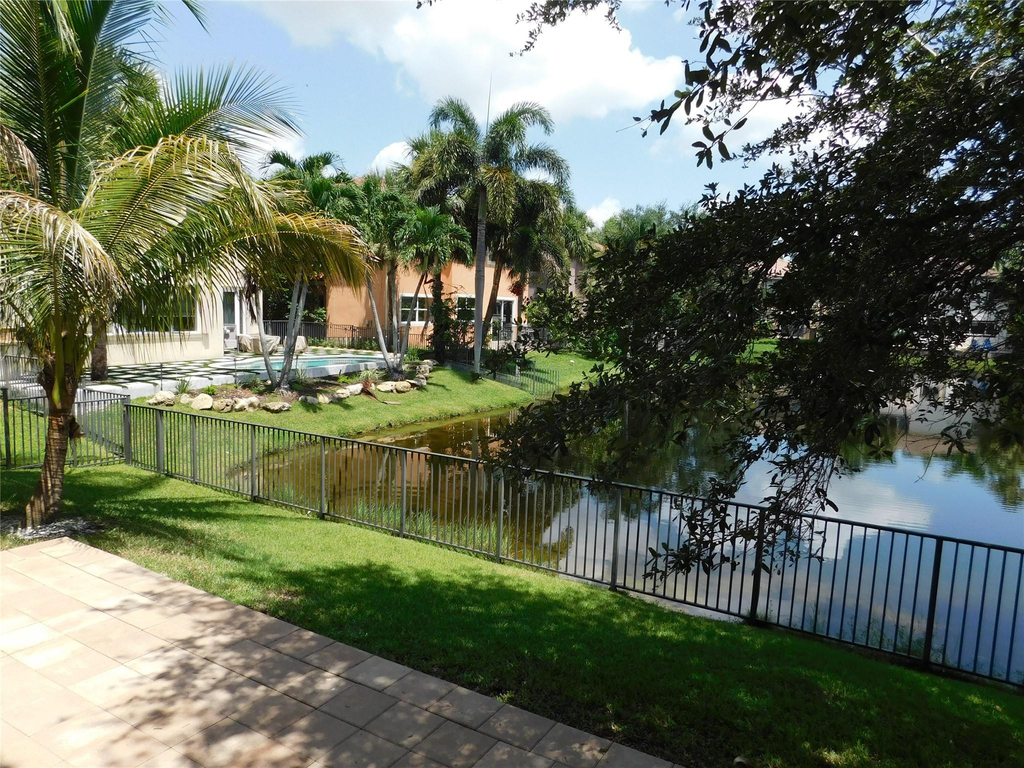11751 Nw 1st Street - Photo 32