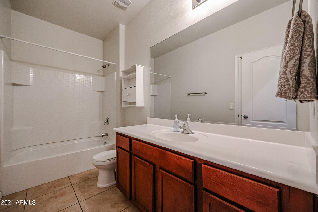 7009 S 78th Drive - Photo 18