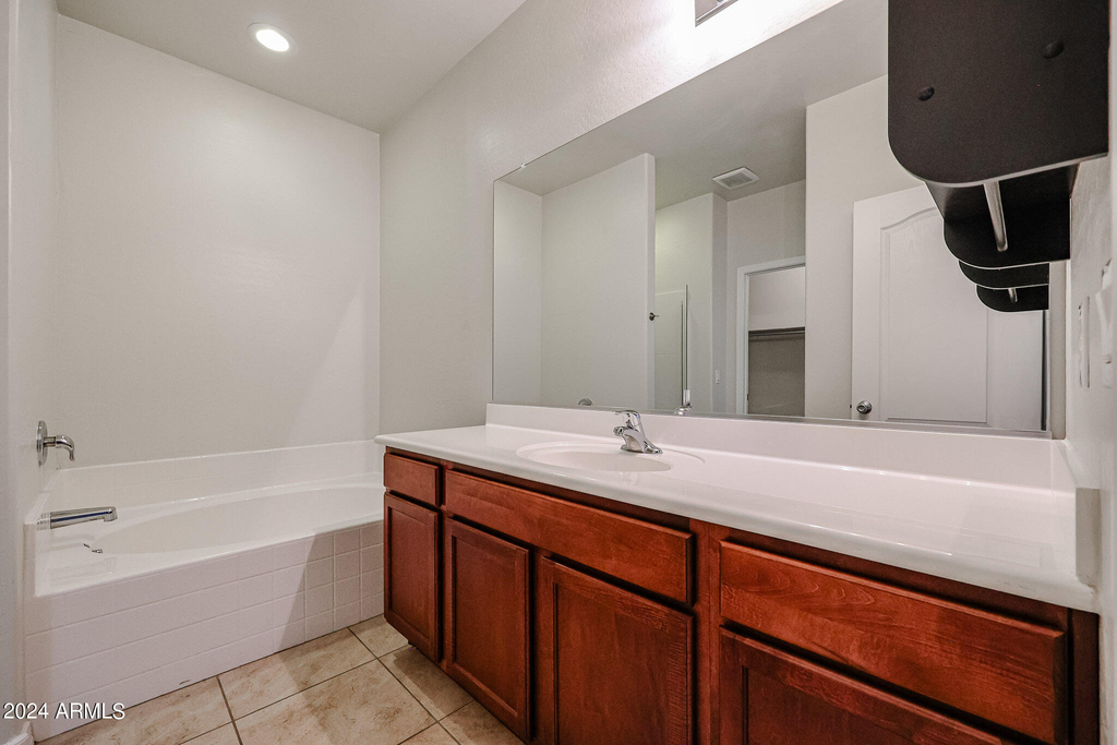 7009 S 78th Drive - Photo 20
