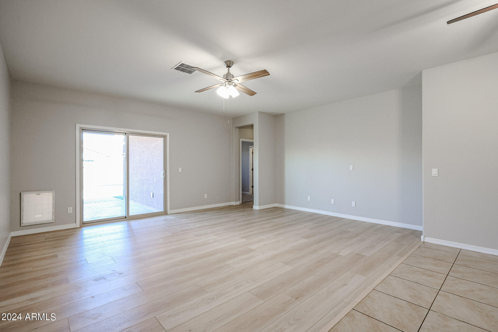 7009 S 78th Drive - Photo 10