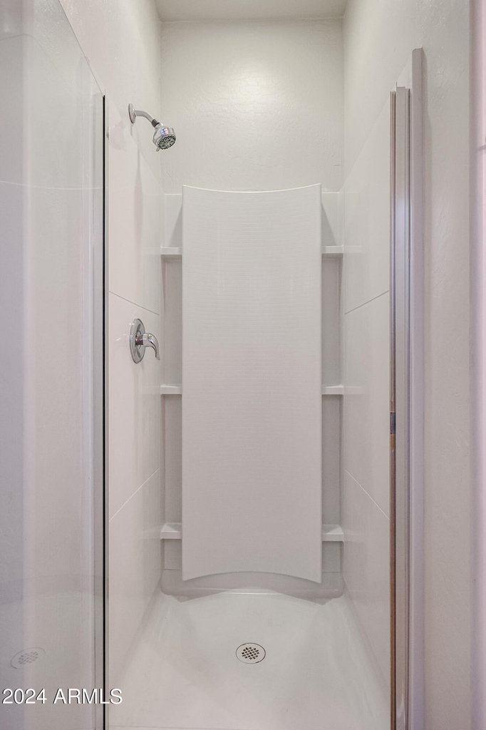 7009 S 78th Drive - Photo 23