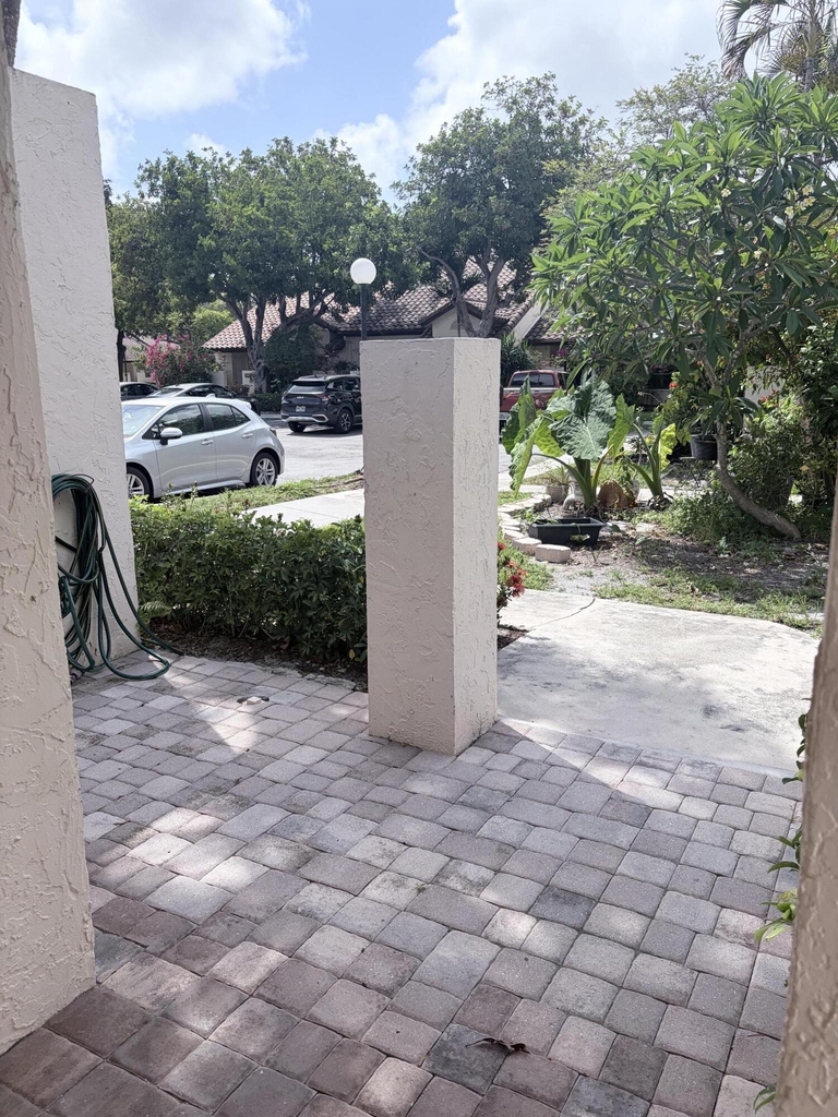 3072 Inglewood Terrace - Photo 1