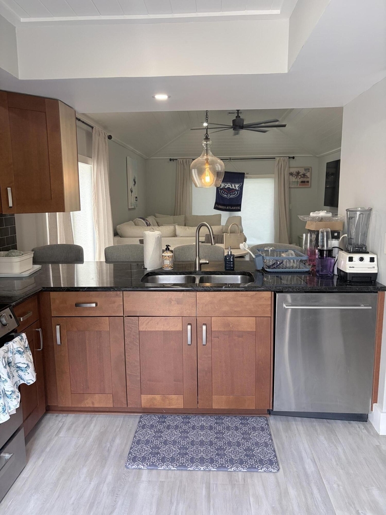3072 Inglewood Terrace - Photo 6