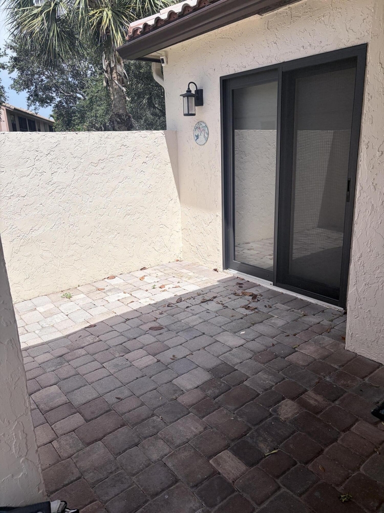 3072 Inglewood Terrace - Photo 7