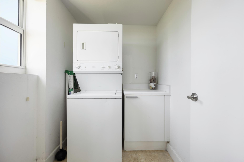 14951 Royal Oaks Lane - Photo 20