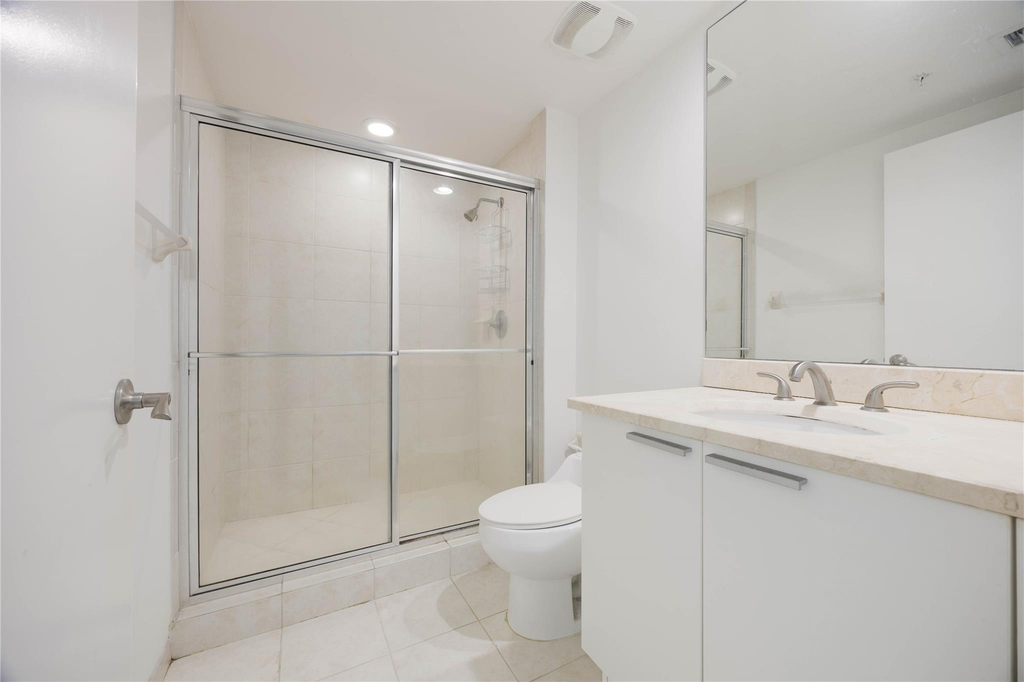 14951 Royal Oaks Lane - Photo 18