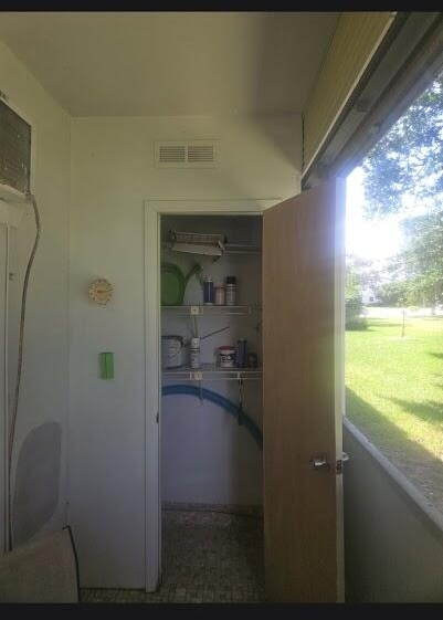 27 Newport B - Photo 12