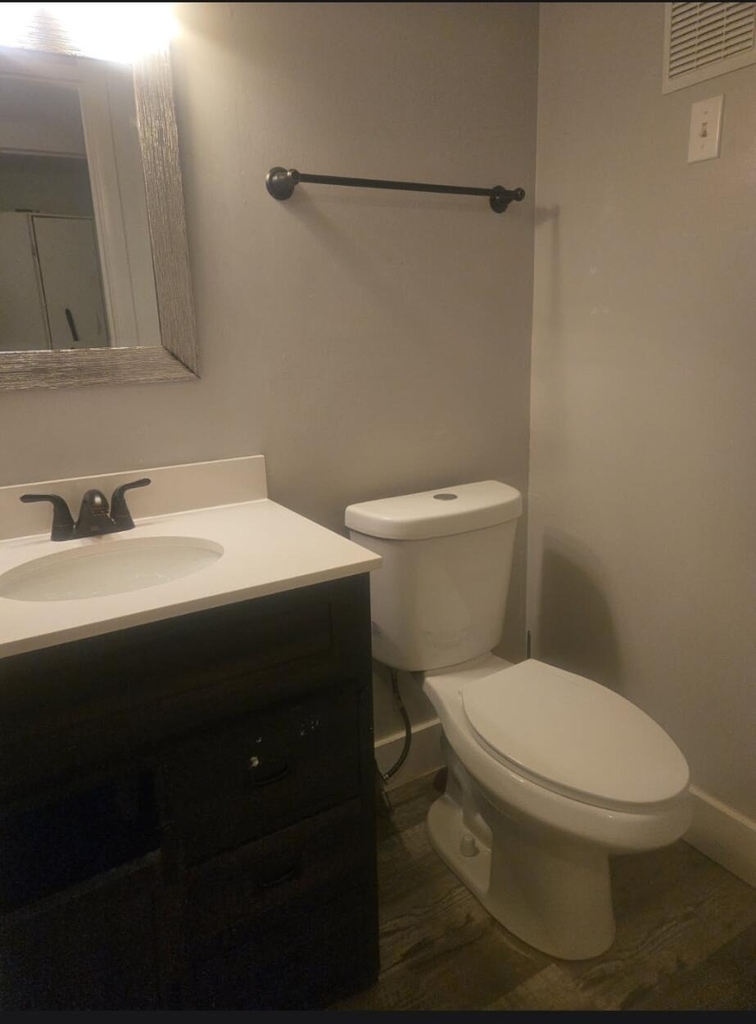 27 Newport B - Photo 10