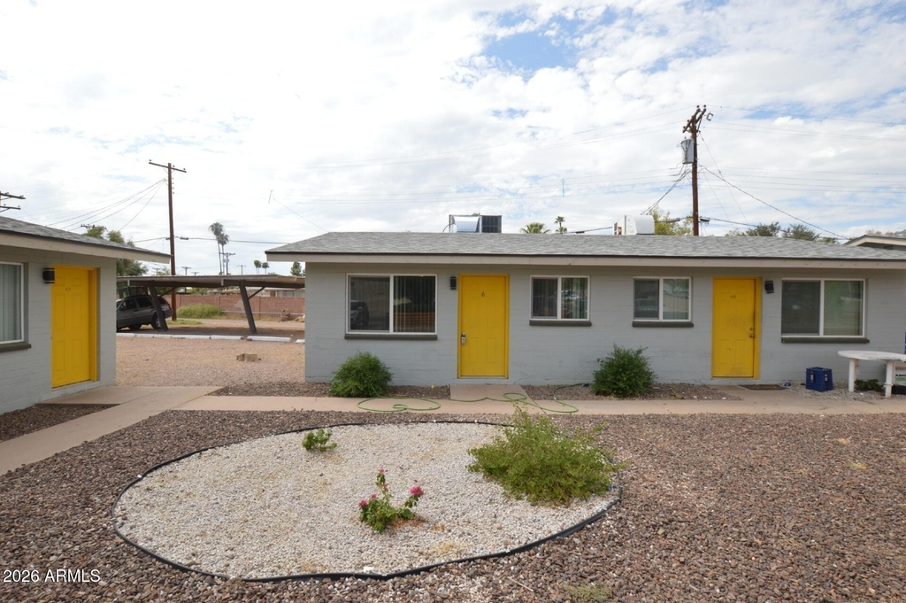 6040 N 21st Avenue - Photo 0