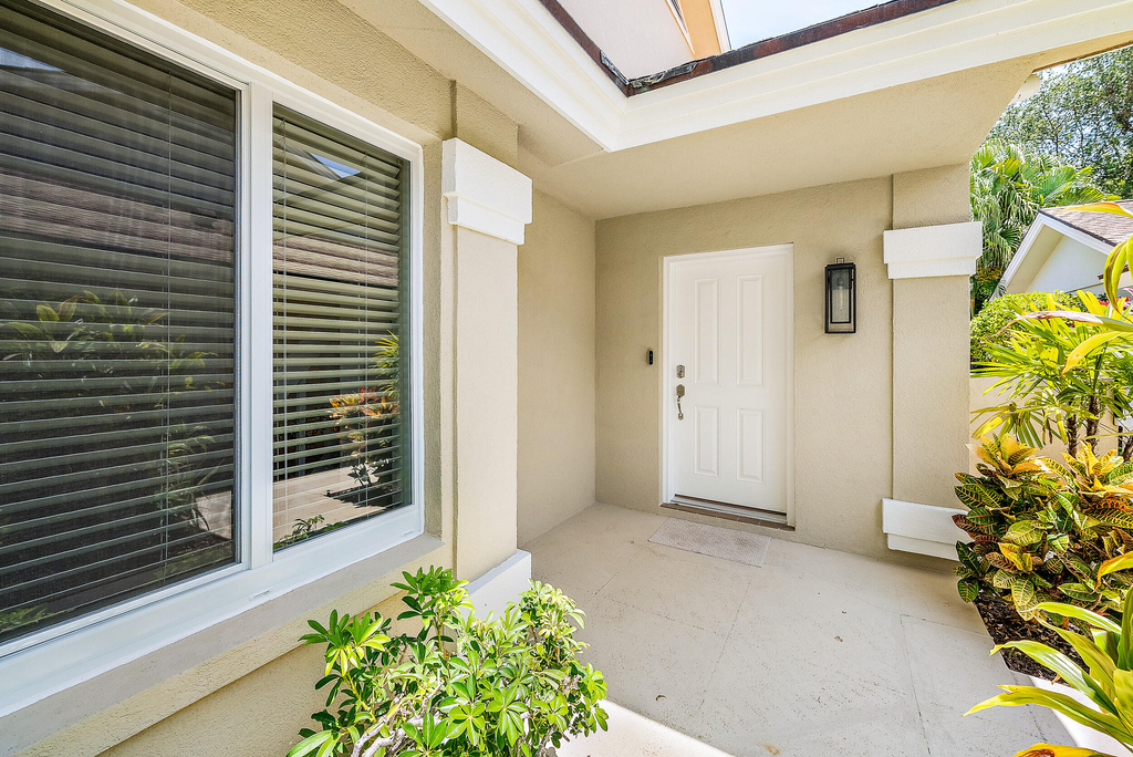 203 E River Park Drive - Photo 3