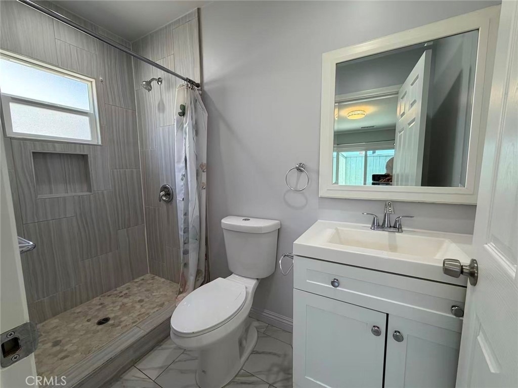 5738 Agnes Avenue - Photo 13