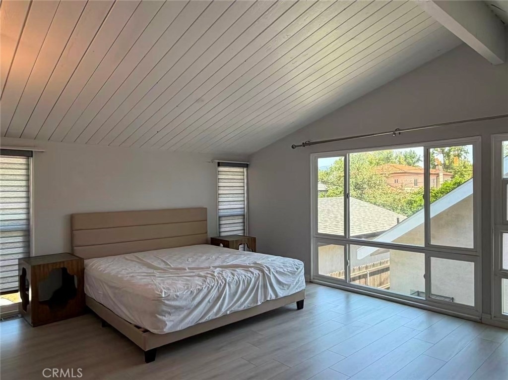 5738 Agnes Avenue - Photo 10