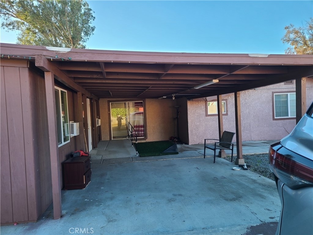 11685 Holmes - Photo 3