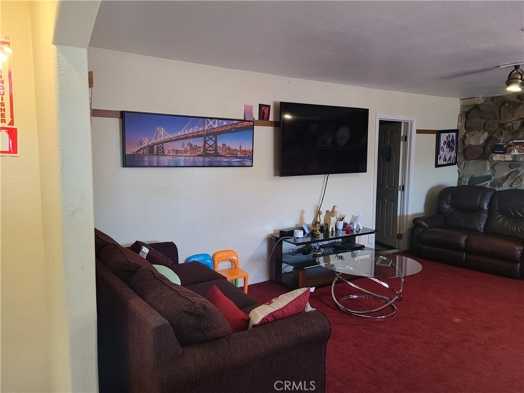 11685 Holmes - Photo 18