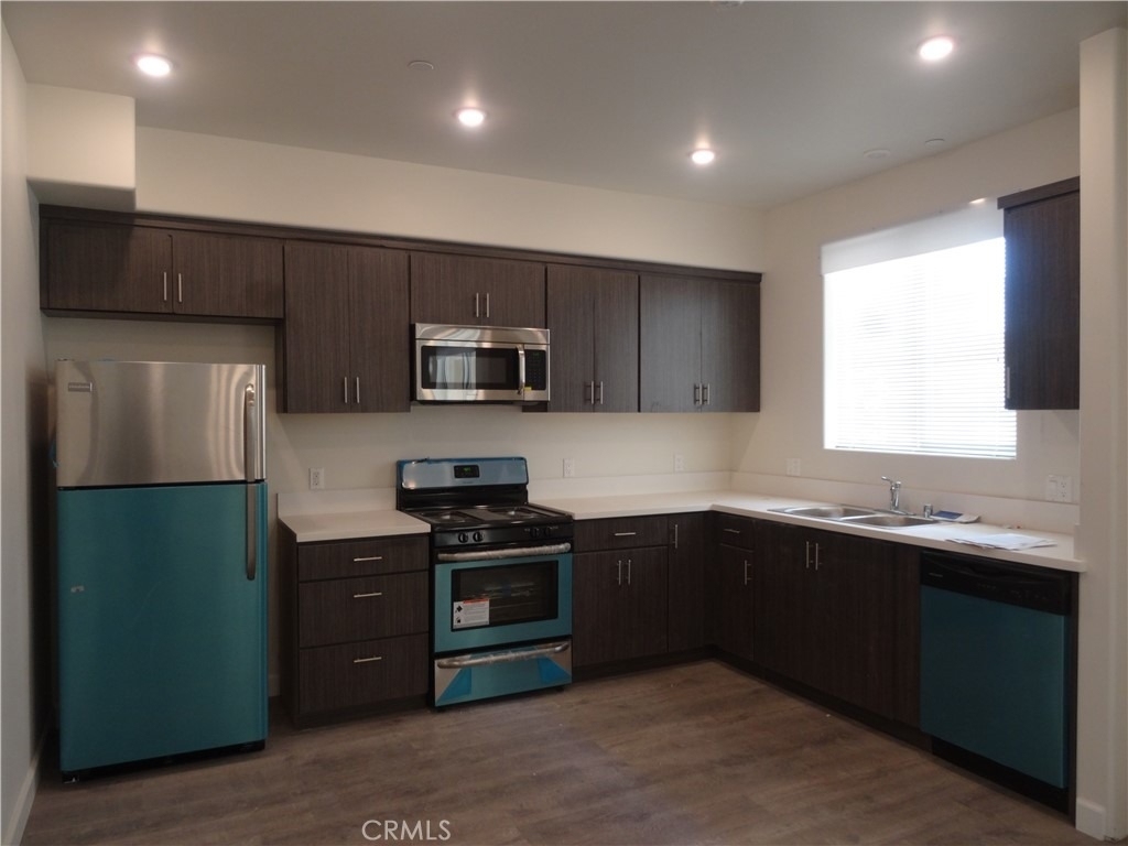 14400 Friar Street - Photo 1