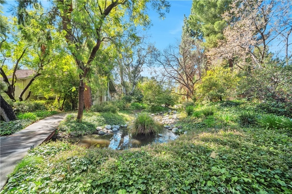 7101 Farralone Avenue - Photo 36