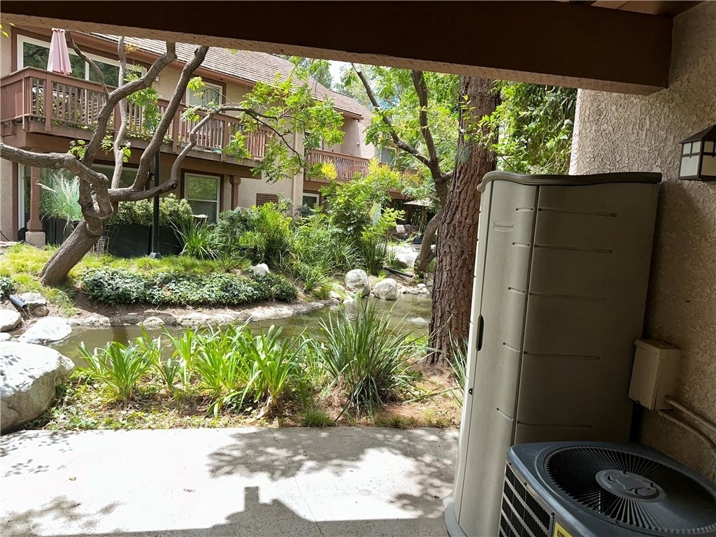 7101 Farralone Avenue - Photo 15