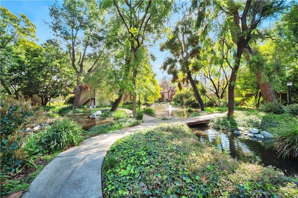 7101 Farralone Avenue - Photo 35