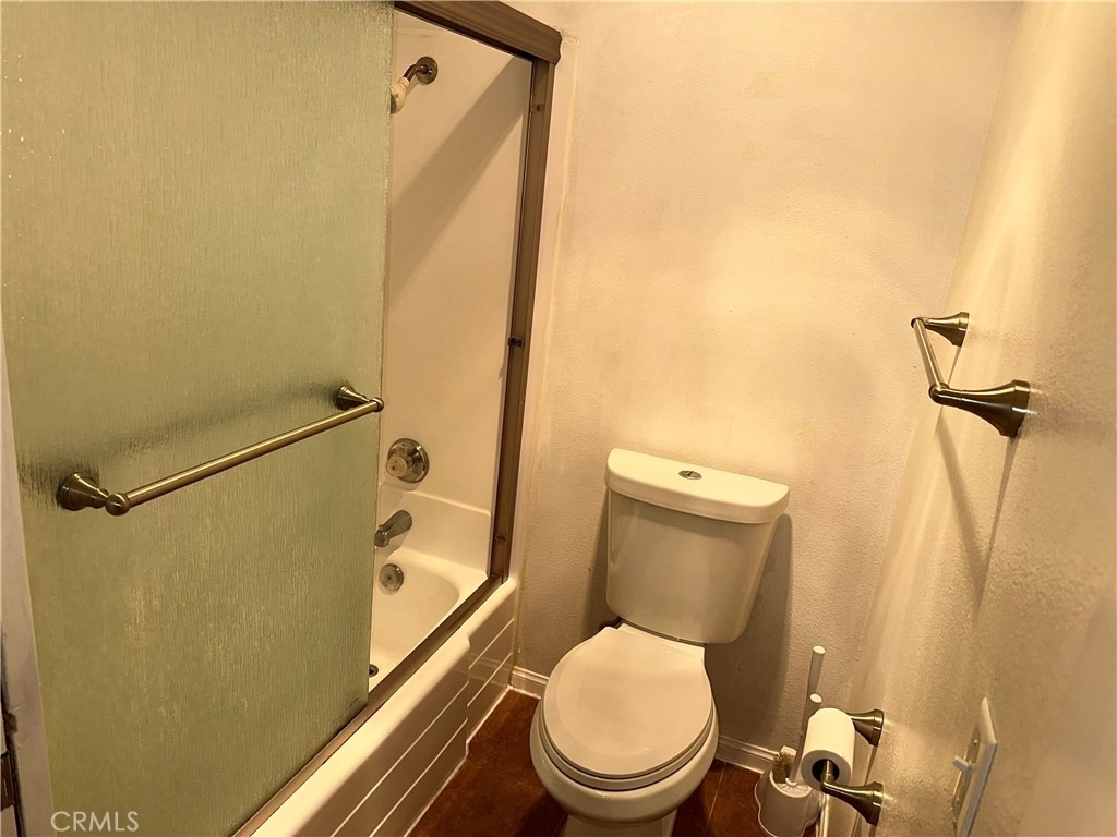 7101 Farralone Avenue - Photo 14