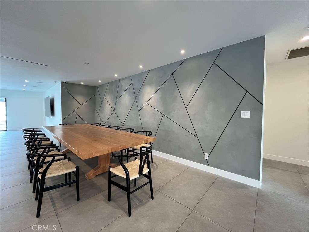5735 Saloma - Photo 3