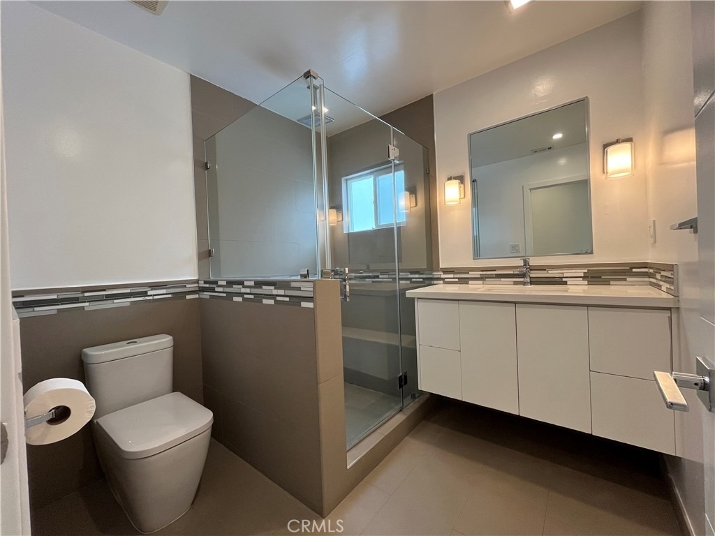 5735 Saloma - Photo 8