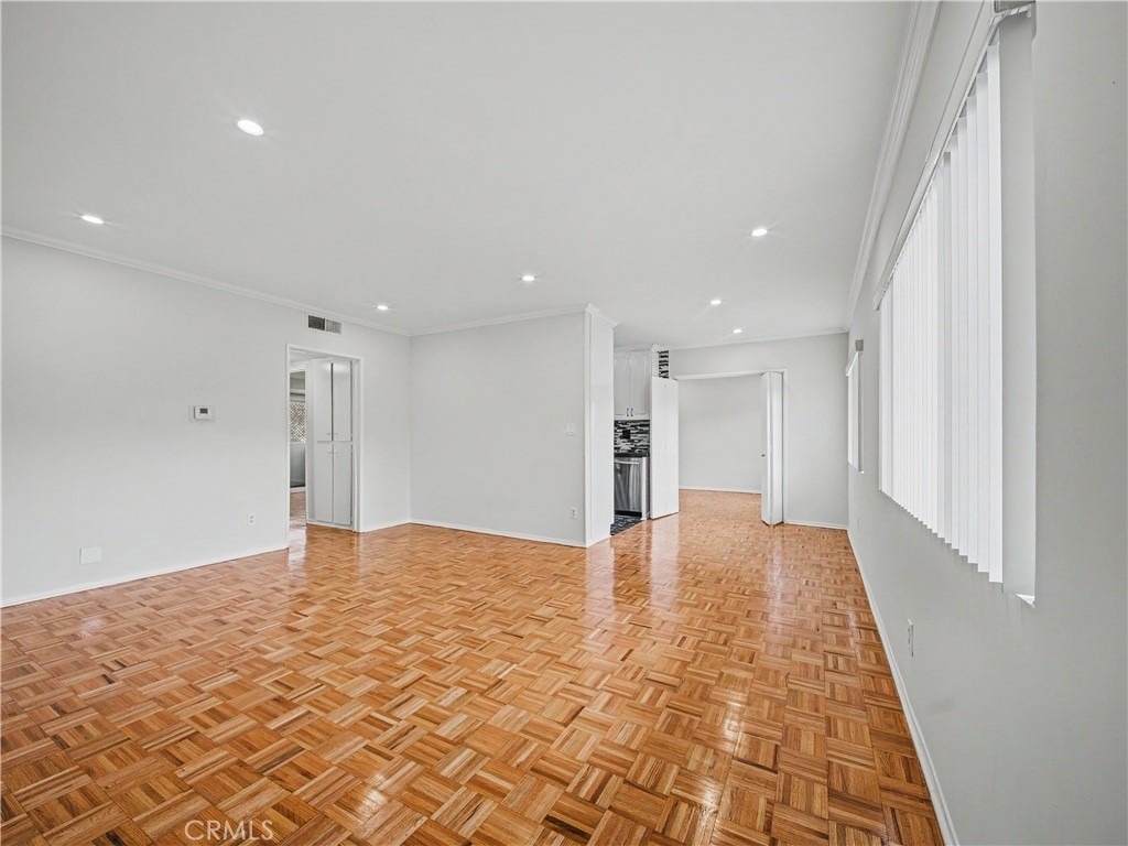 6342 Morse - Photo 1