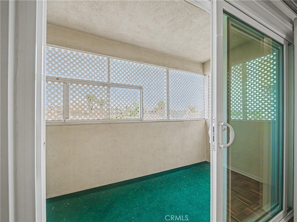 6342 Morse - Photo 32