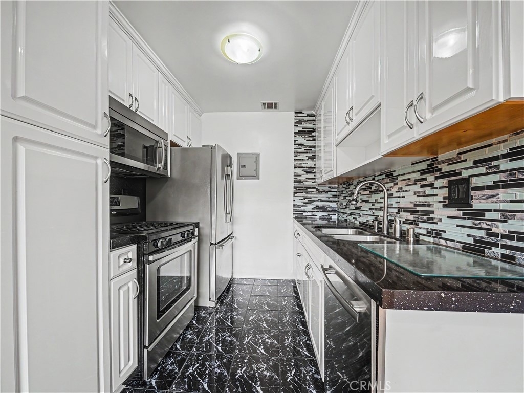 6342 Morse - Photo 14