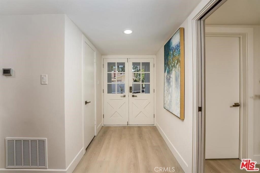 5628 Ponce Avenue - Photo 2