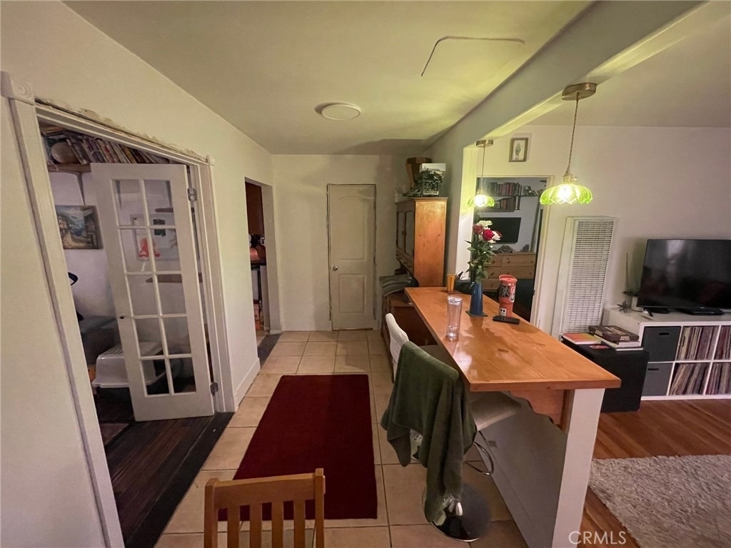 326 W Oliver Street - Photo 7
