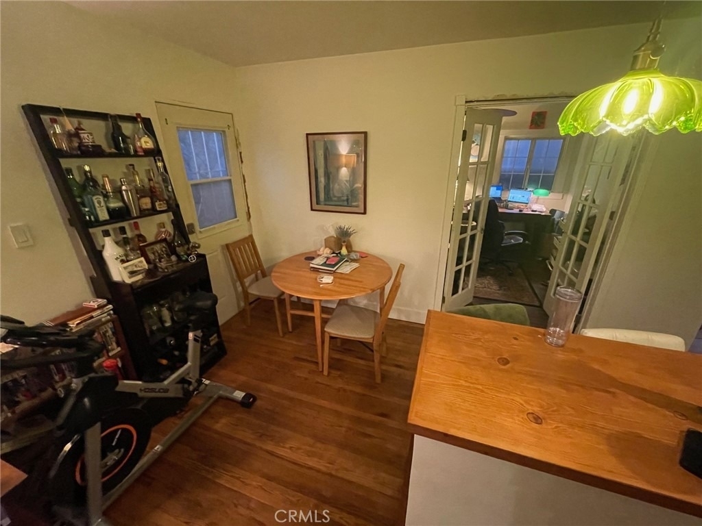 326 W Oliver Street - Photo 6
