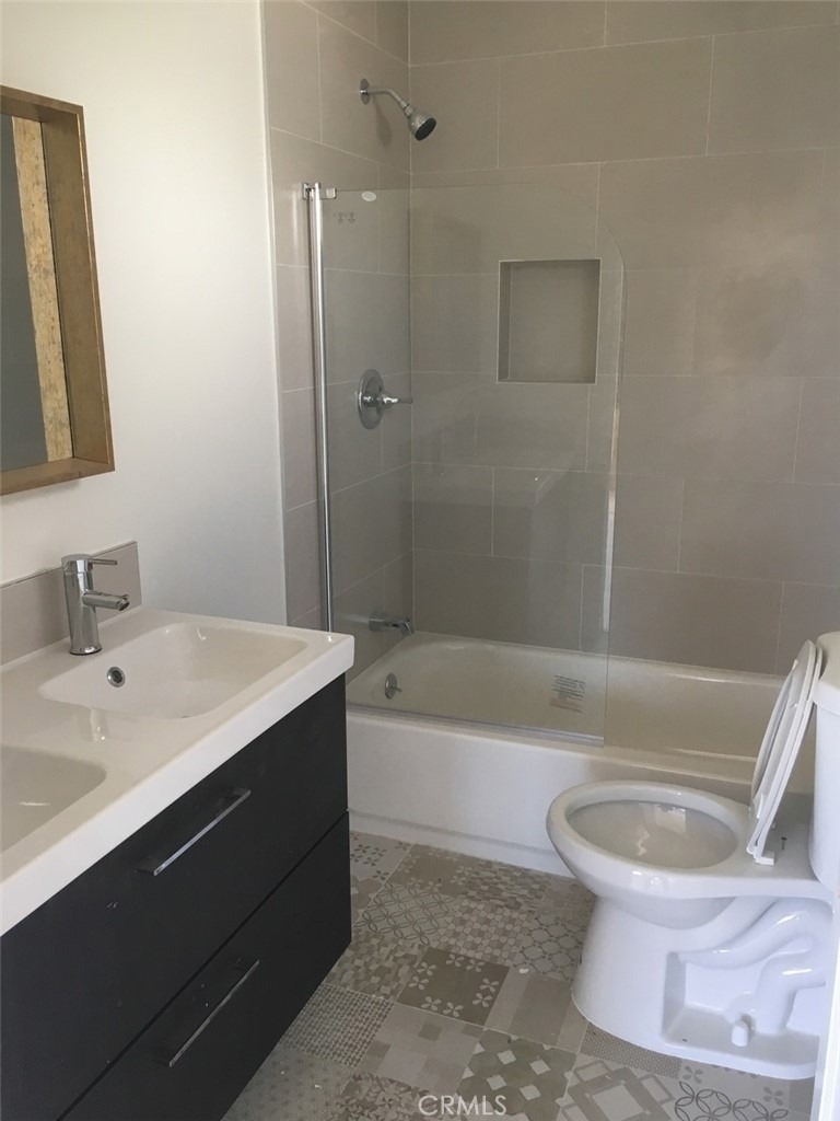 1131 Sunvue Pl - Photo 9
