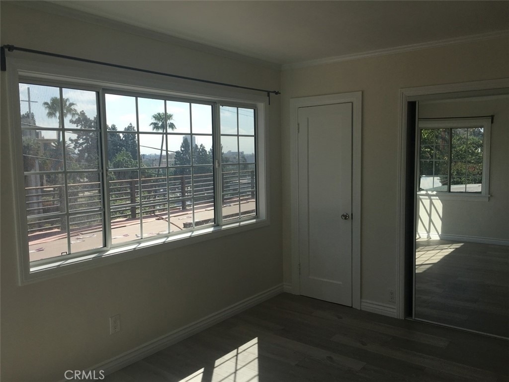 1131 Sunvue Pl - Photo 8