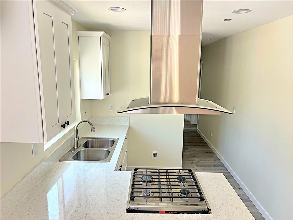 6900 Oso Avenue - Photo 12