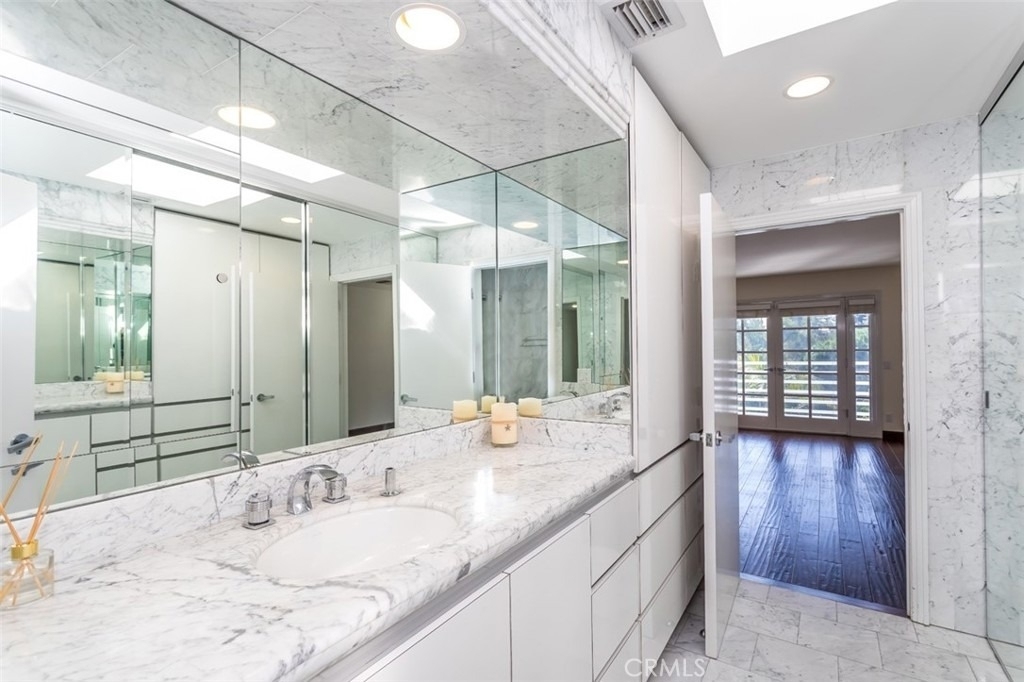 1255 Hilldale - Photo 34