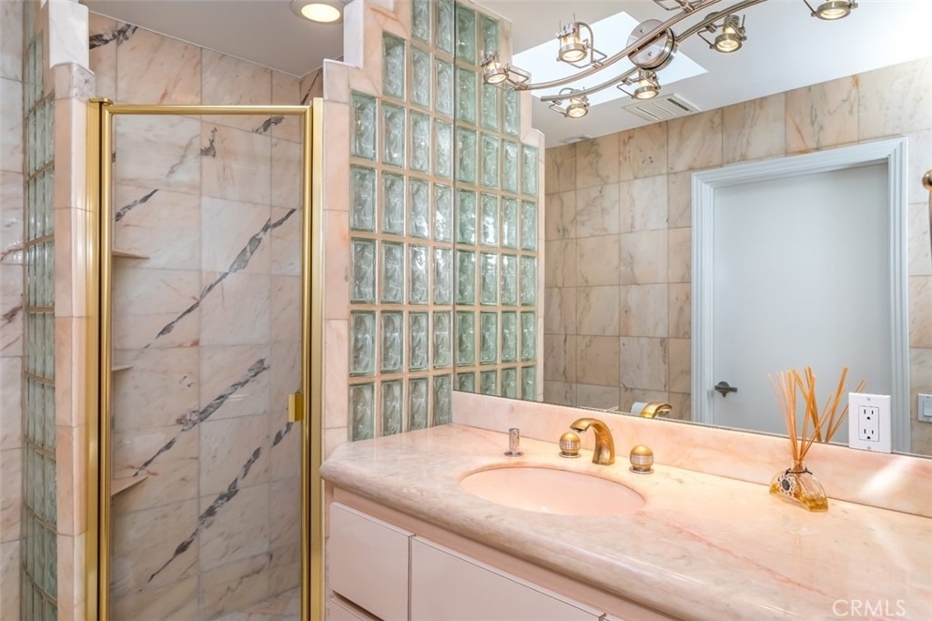 1255 Hilldale - Photo 30